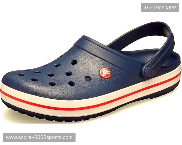 足球球星夏季休闲必备拖鞋选择指南穿搭舒适又时尚