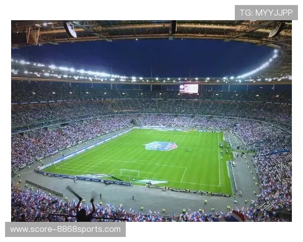 退役足球明星风采回顾全景图集见证辉煌与荣耀的瞬间